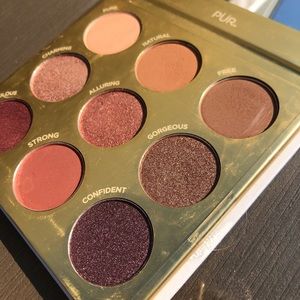 PÜR Be Your Selfie Palette